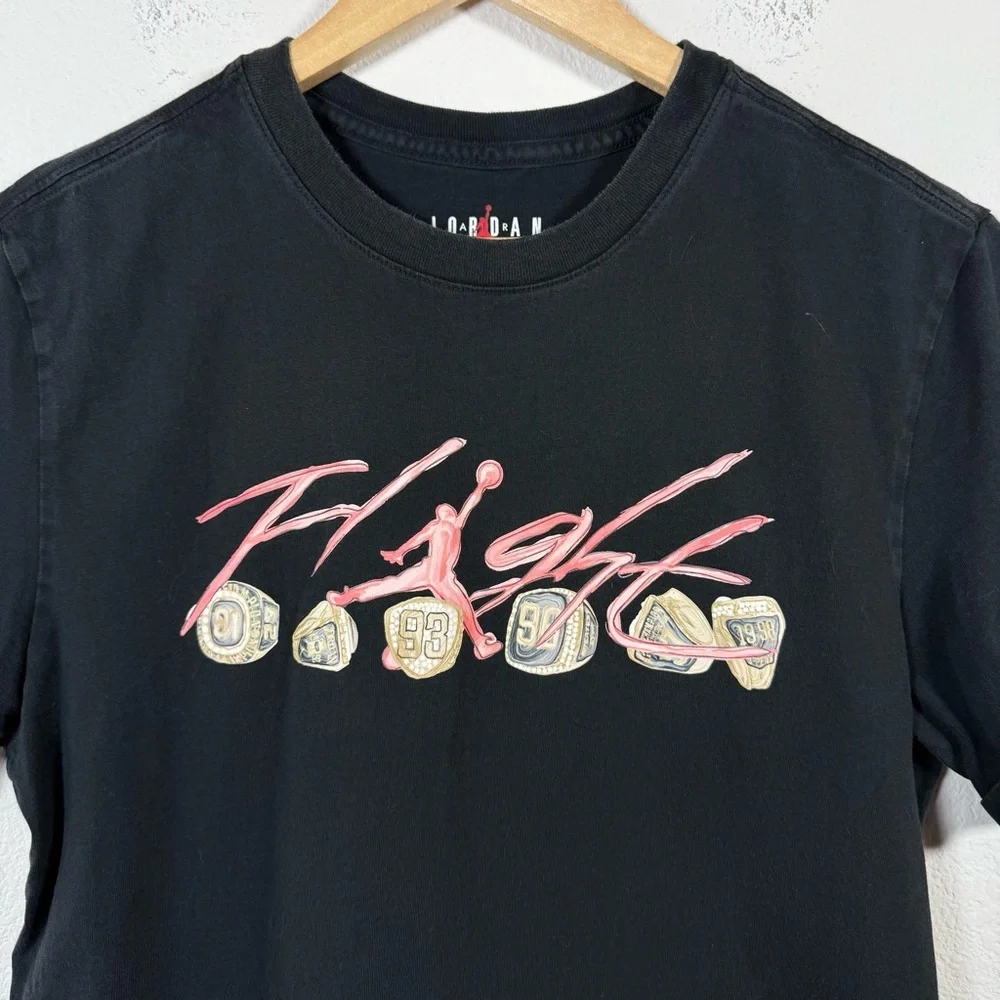 Jordan Men’s Flight Essentials Rings Crewneck Tee Black Size M